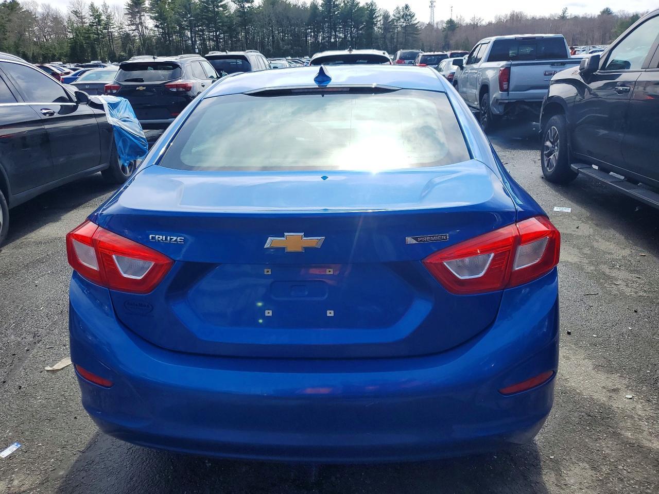 2016 Chevrolet Cruze Premier - Фото 6