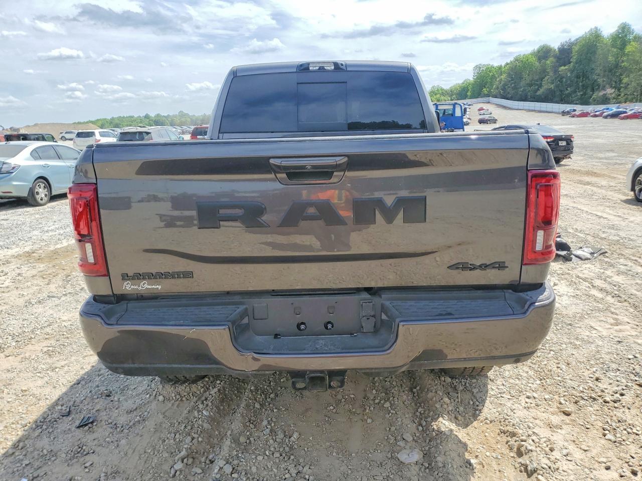 2025 Ram 2500 Laramie - Фото 6