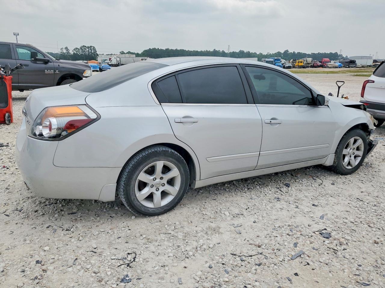 2012 Nissan Altima 2.5 - Фото 3