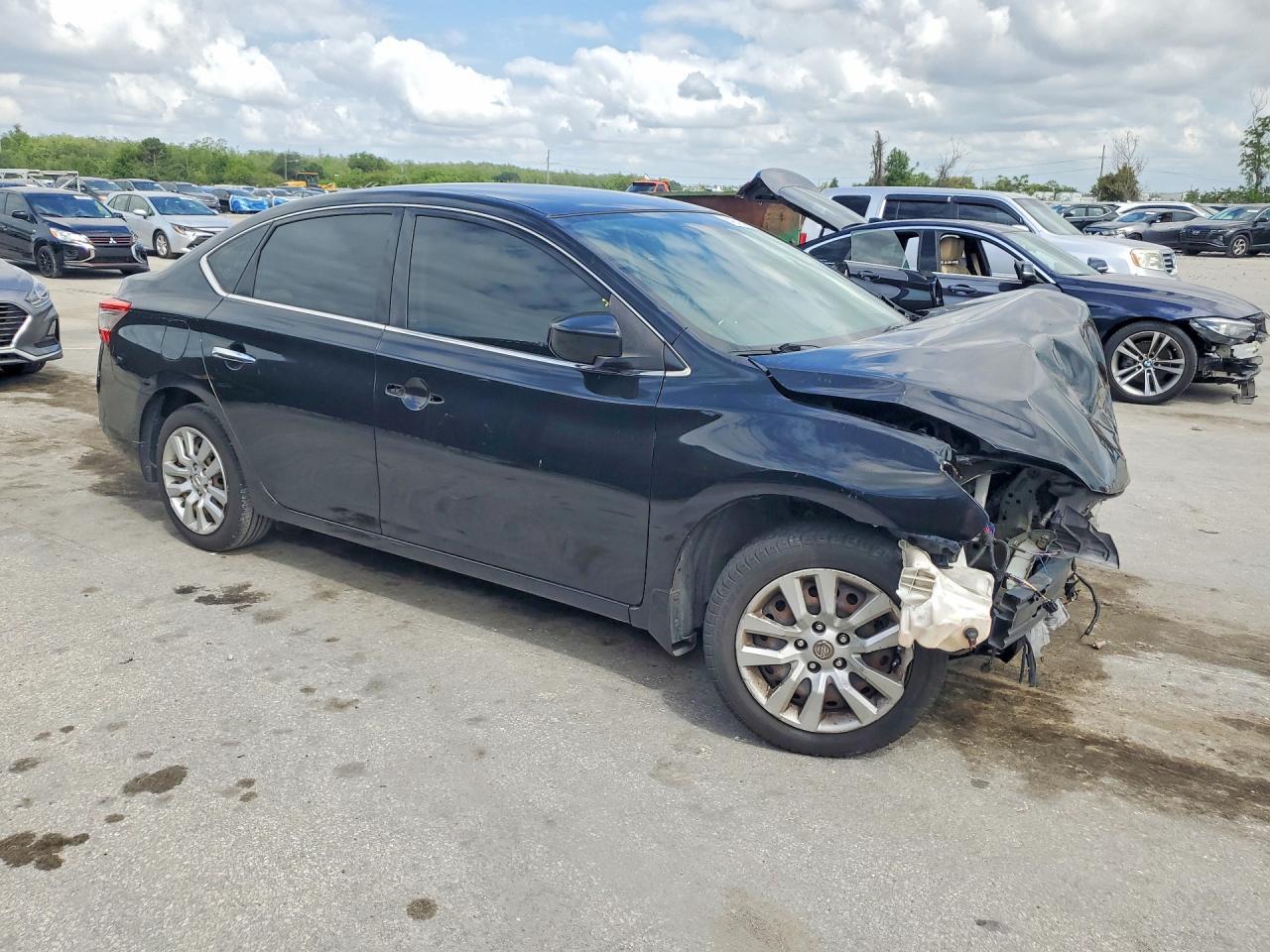 2014 Nissan Sentra S - Фото 4