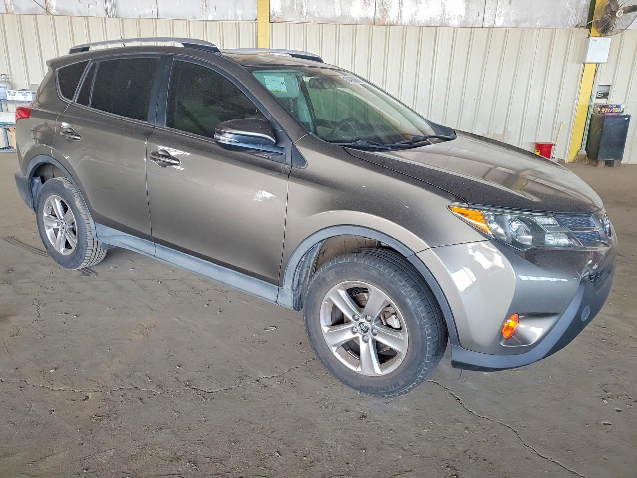 2015 Toyota Rav4 Xle - Image 4