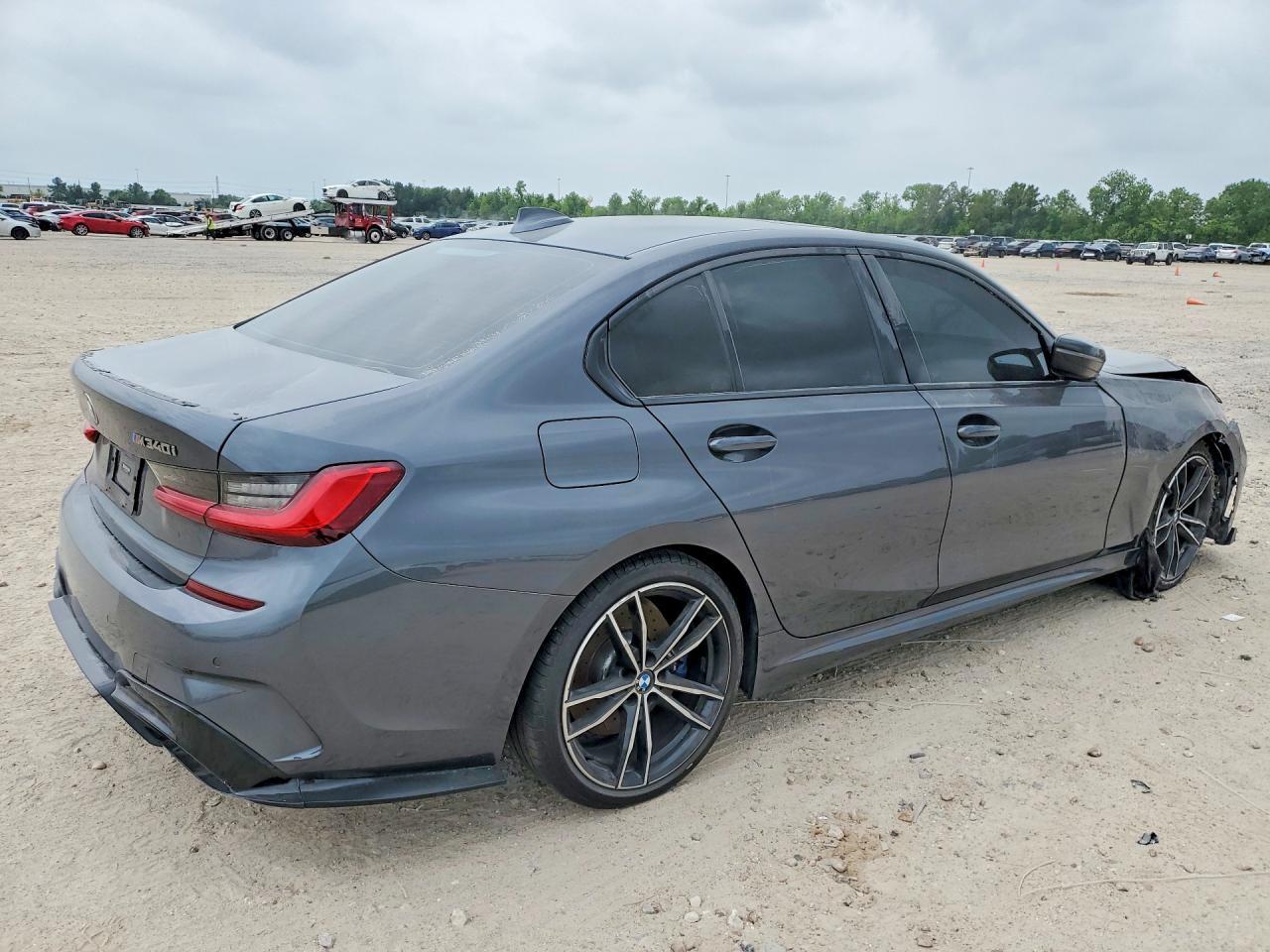 2021 BMW M340I - Фото 3