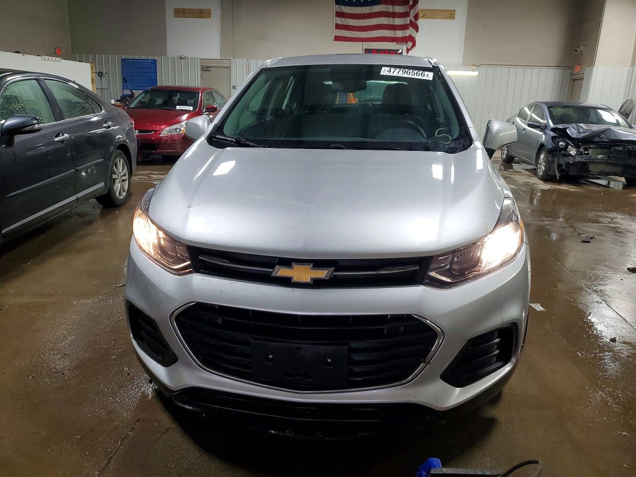 2018 Chevrolet Trax Ls - Image 5