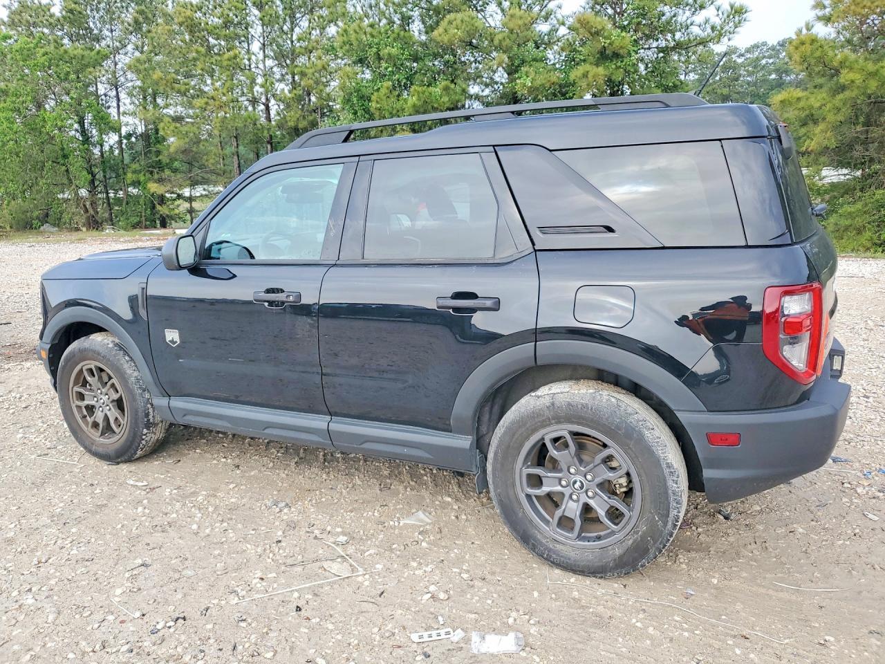 2023 Ford Bronco Sport Big Bend - Image 2