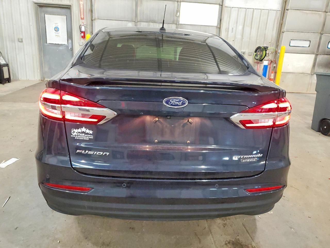 2020 Ford Fusion Titanium - Image 6