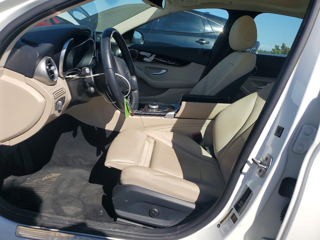 2017 Mercedes-Benz C 300 - Image 7