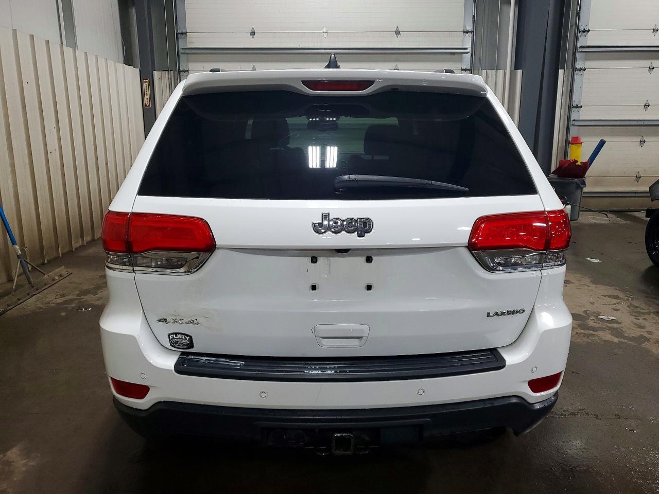 2016 Jeep Grand Cherokee Laredo - Image 6