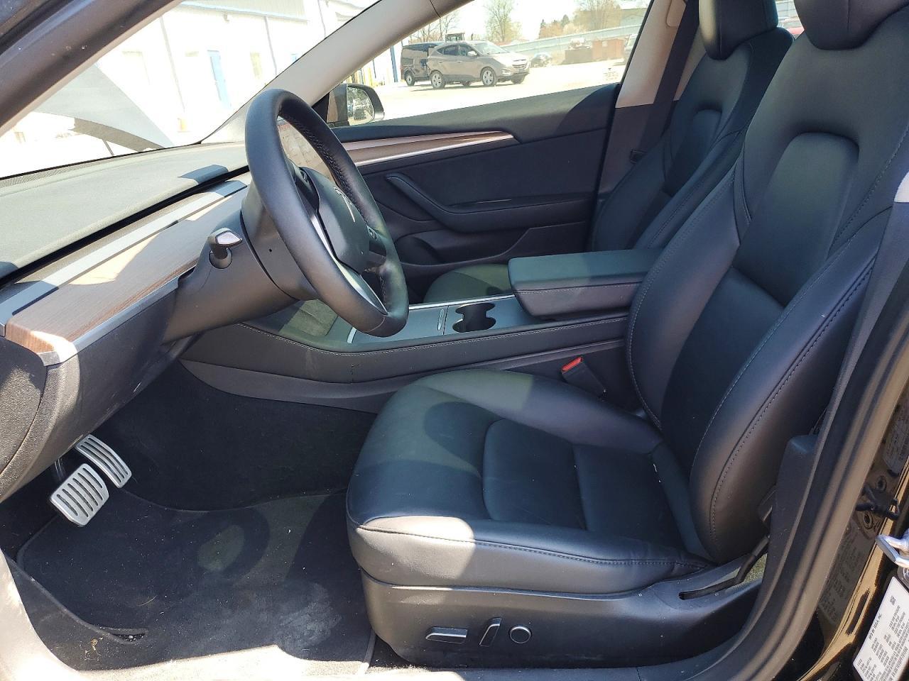 2023 Tesla Model 3 - Фото 7
