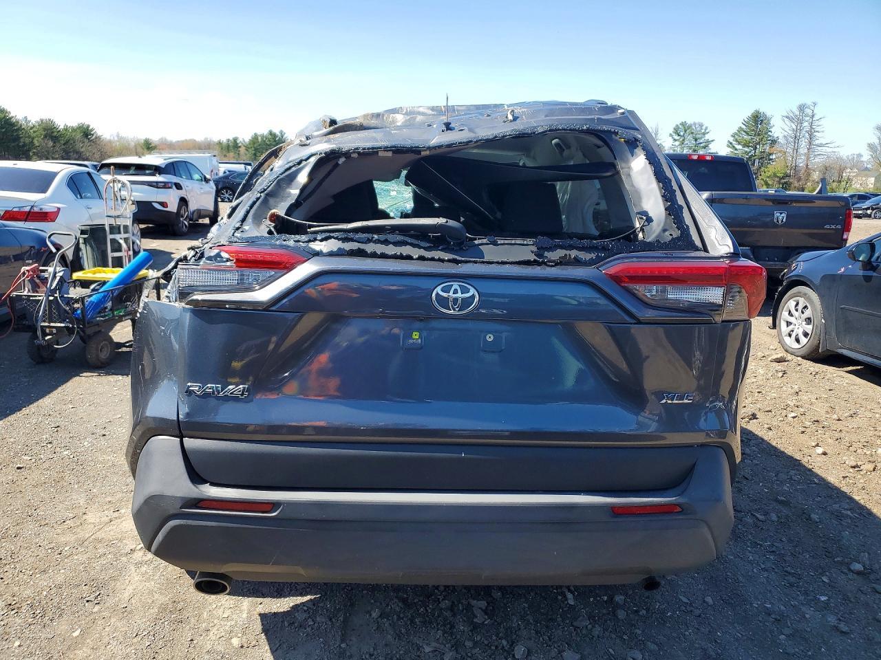 2020 Toyota Rav4 Xle - Фото 6