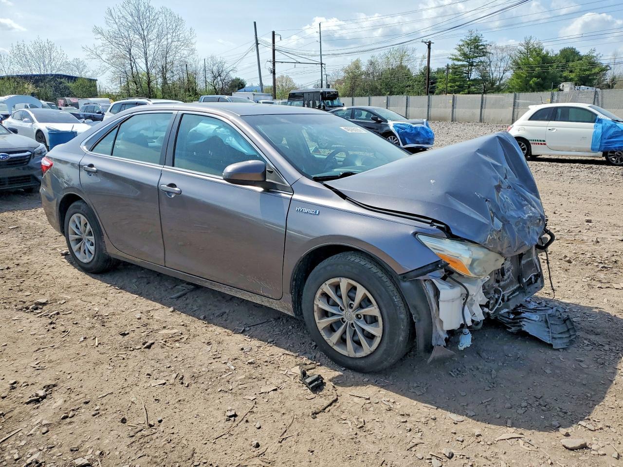 2015 Toyota Camry Hybrid Le - Фото 4