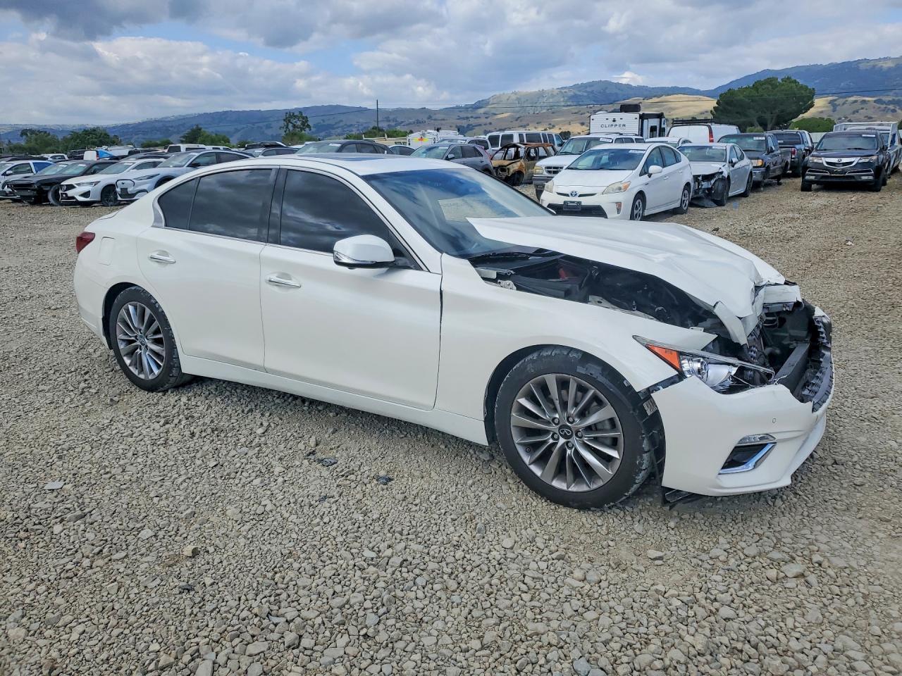 2021 Infiniti Q50 Luxe - Image 4