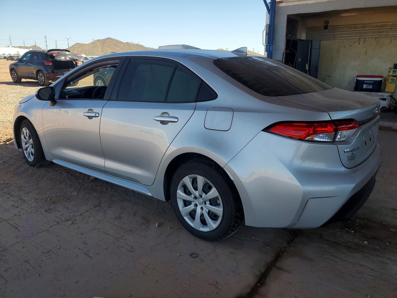 2025 Toyota Corolla Hybrid Le - Фото 2