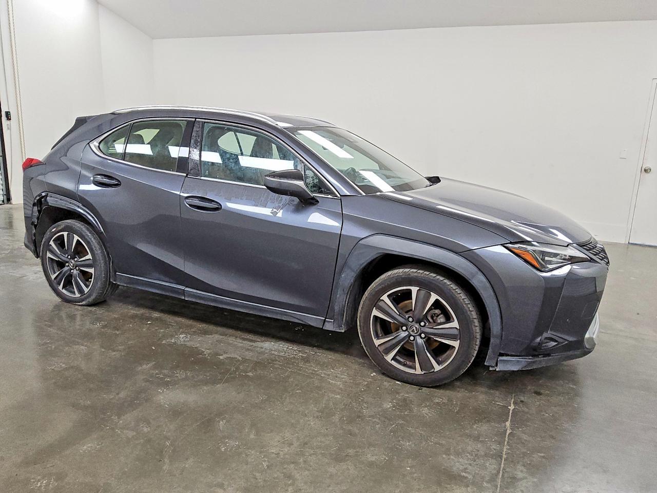 2022 Lexus Ux 200 Base - Image 4