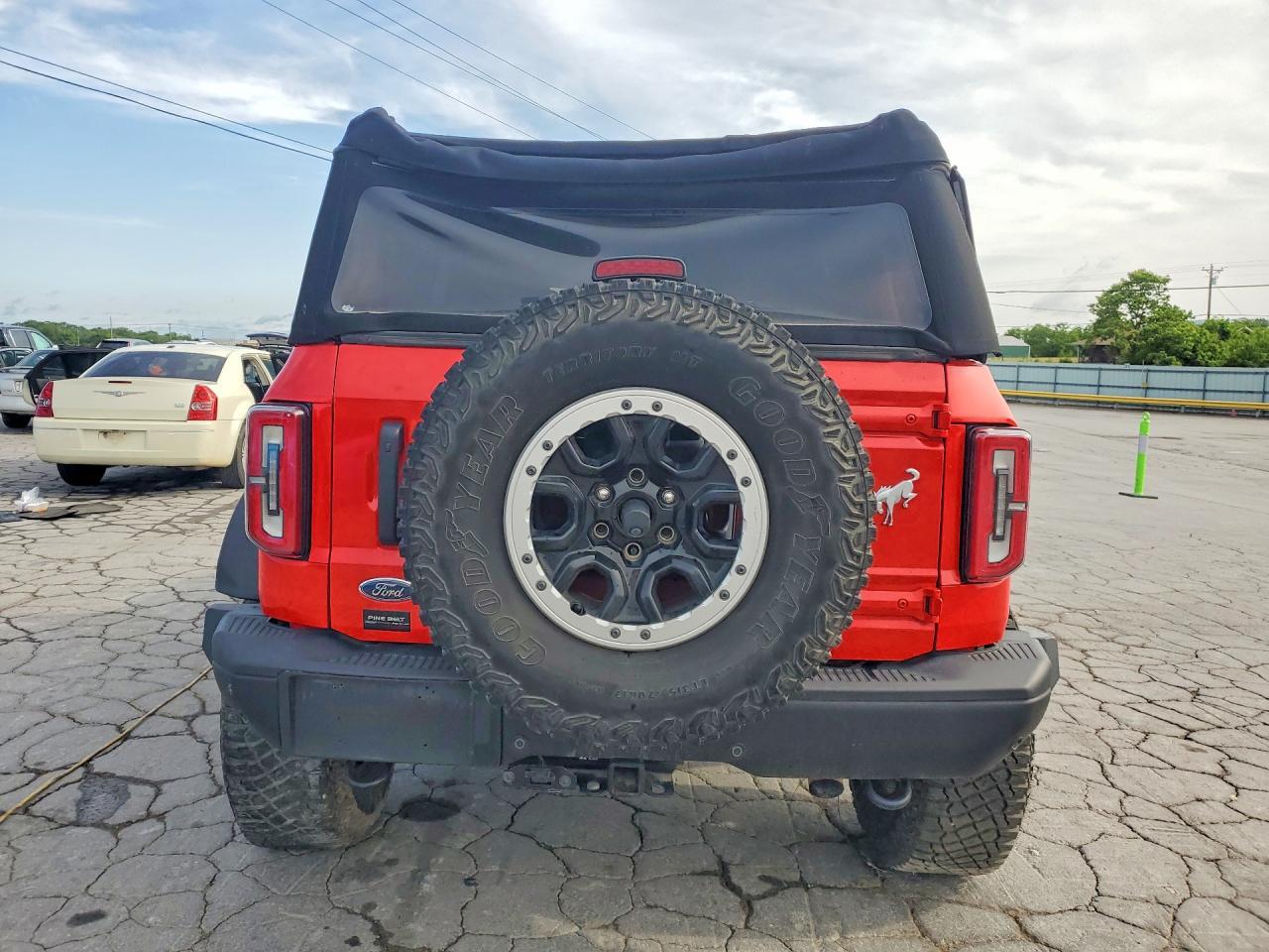 2023 Ford Bronco Base - Фото 6