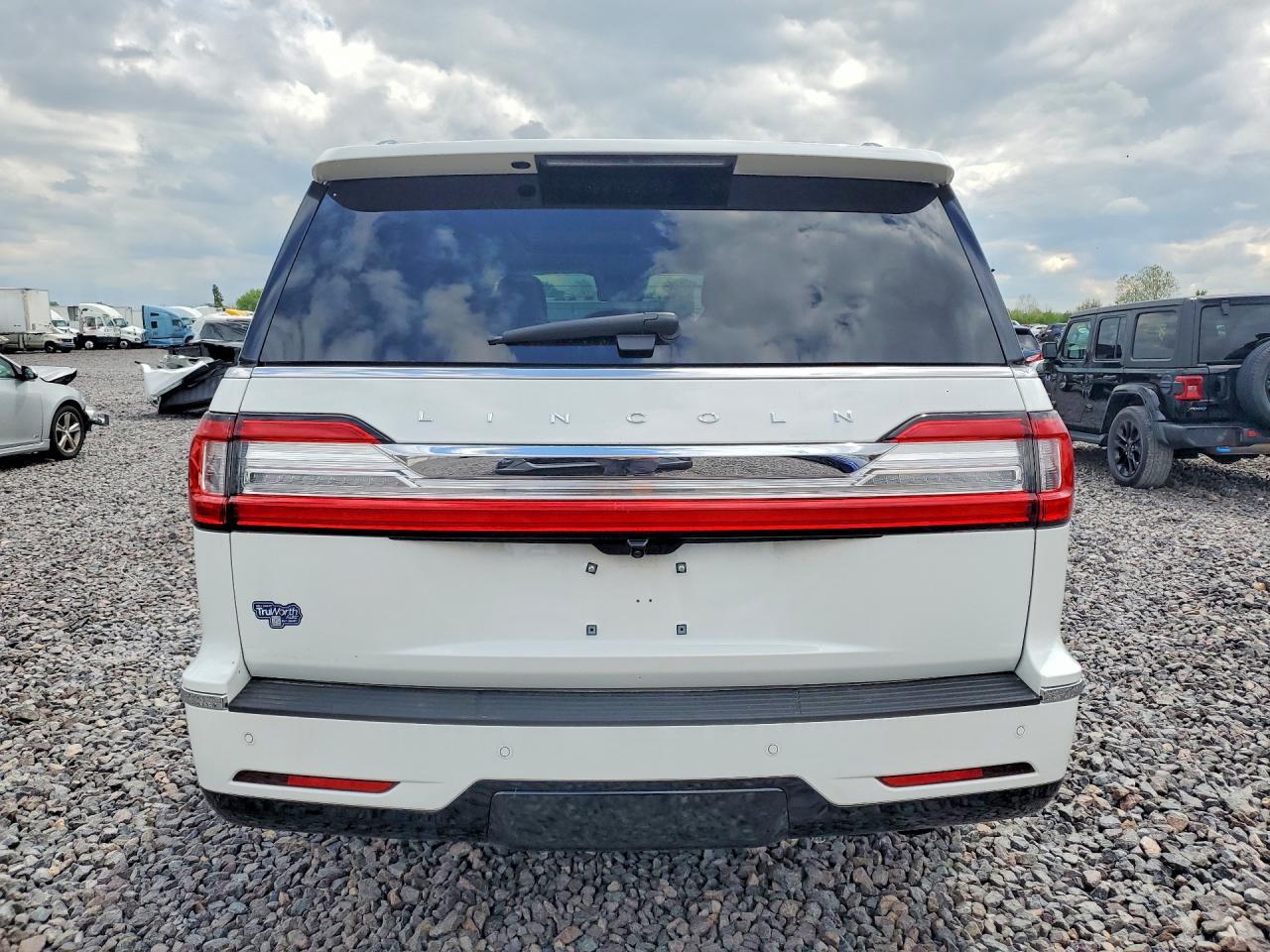2021 Lincoln Navigator Reserve - Фото 6