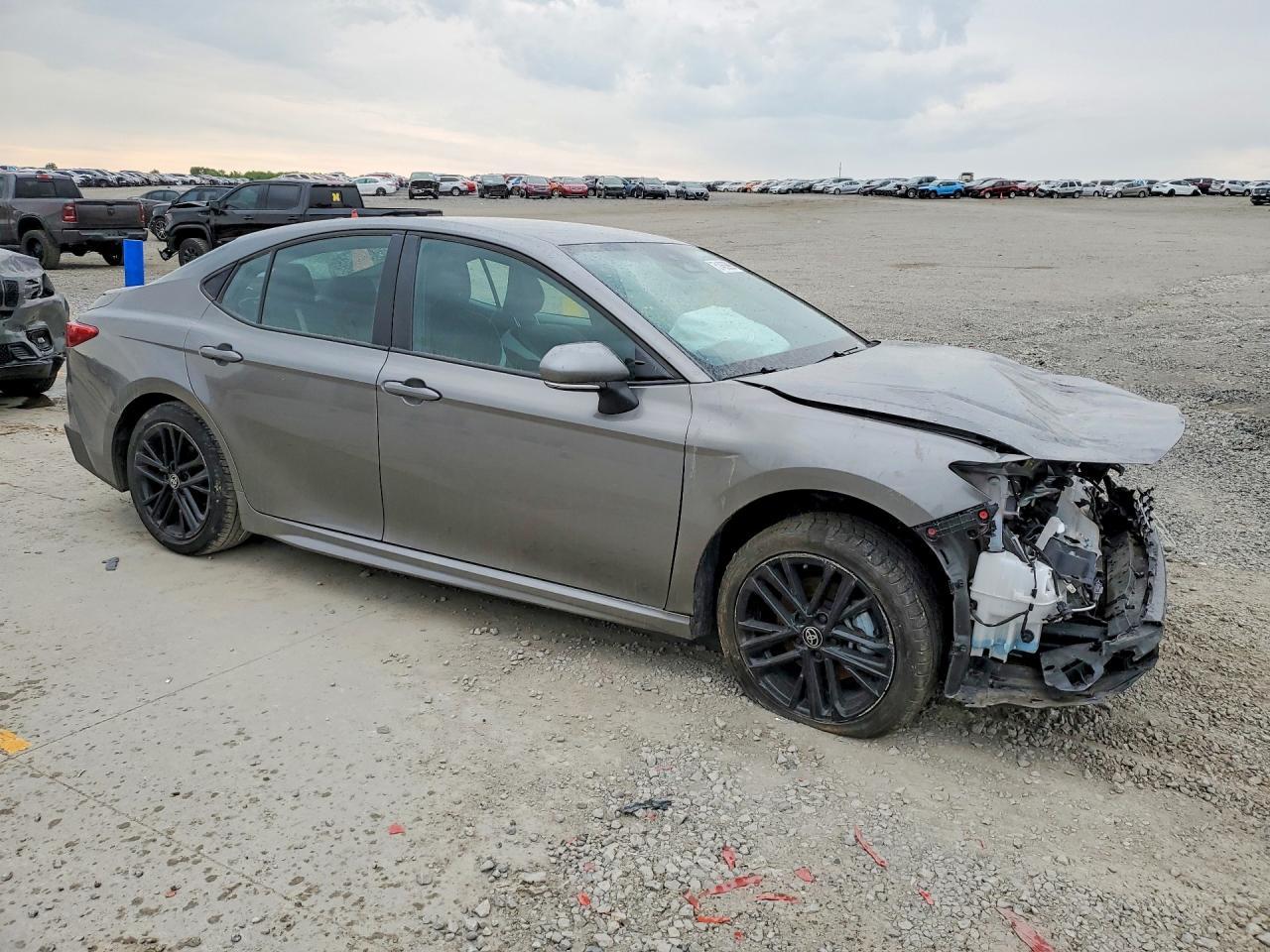 2025 Toyota Camry Se - Фото 4