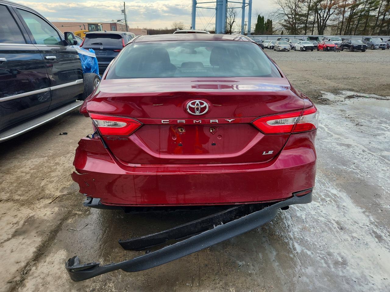 2018 Toyota Camry Le - Image 6