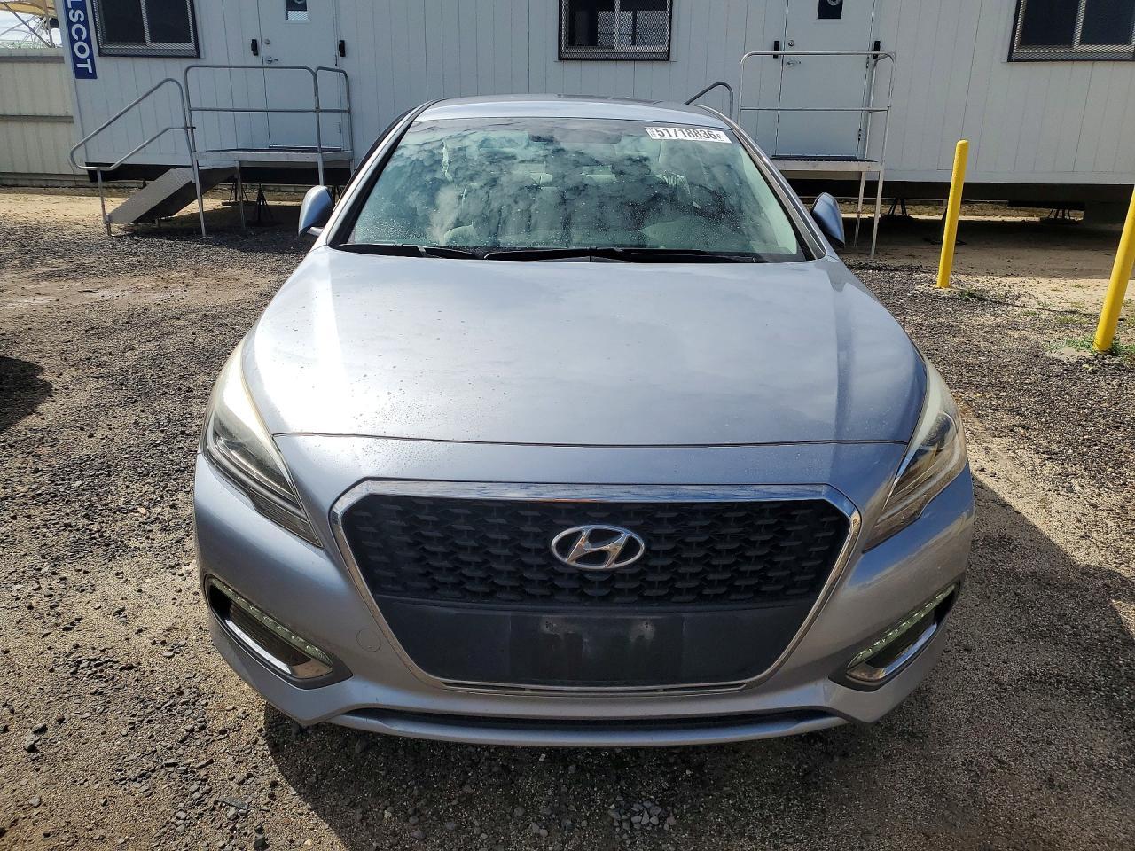 2017 Hyundai Sonata Hybrid Limited - Image 5