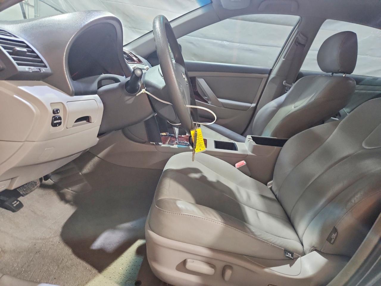 2009 Toyota Camry Le - Фото 7