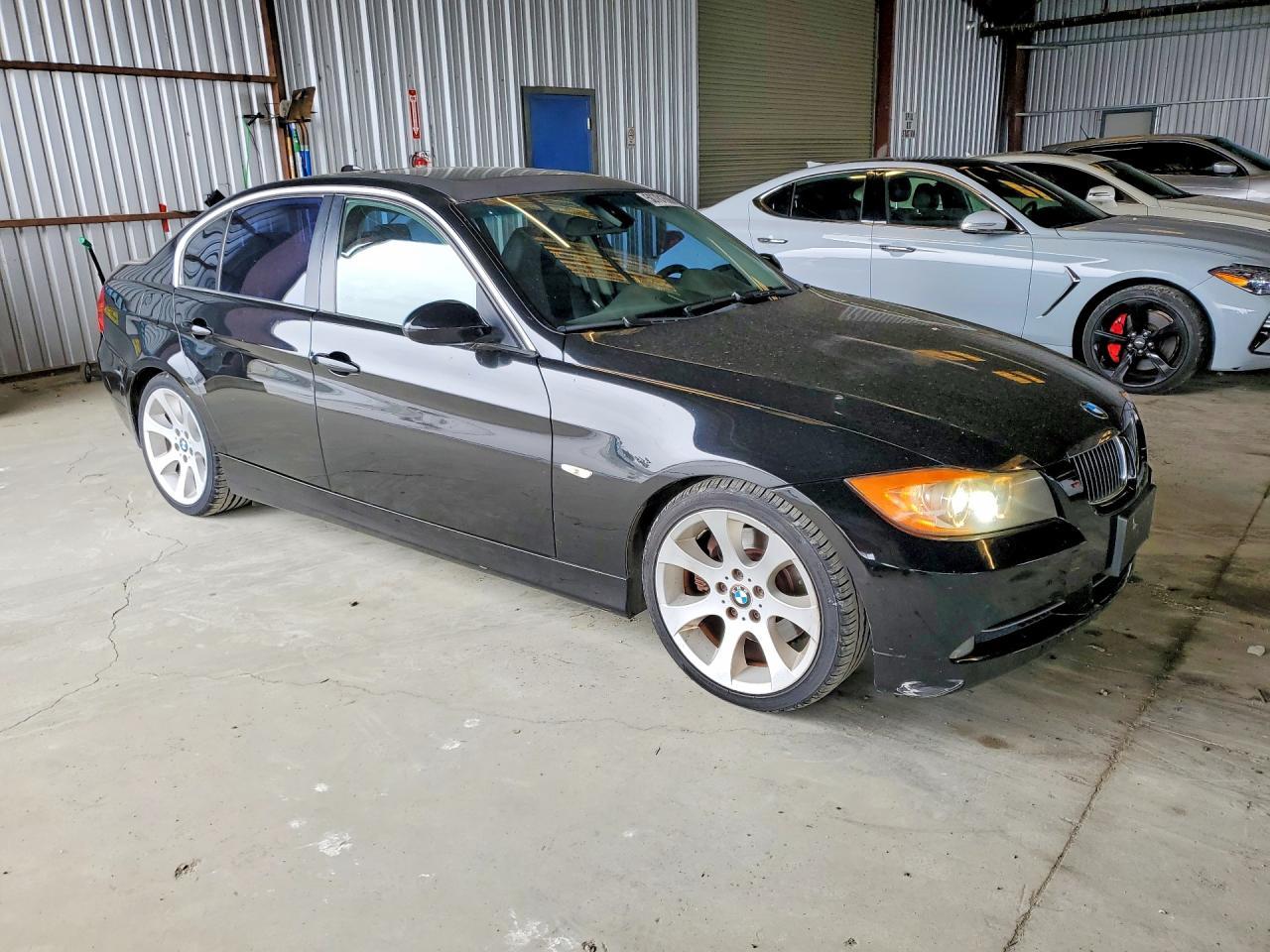 2006 BMW 330 I - Image 4