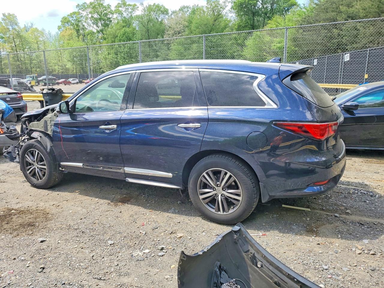 2019 Infiniti Qx60 Luxe - Фото 2