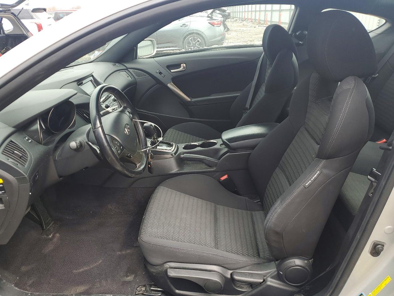 2013 Hyundai Genesis Coupe 2.0T - Image 7