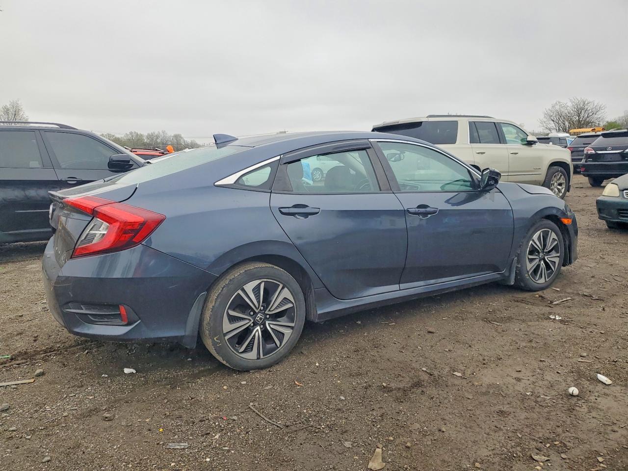 2017 Honda Civic Exl - Image 3