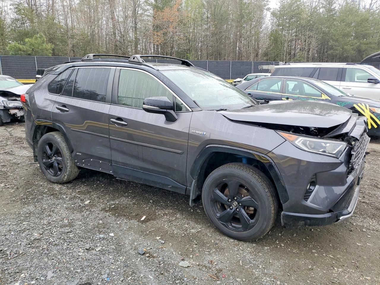 2019 Toyota Rav4 Hybrid Xse - Image 4