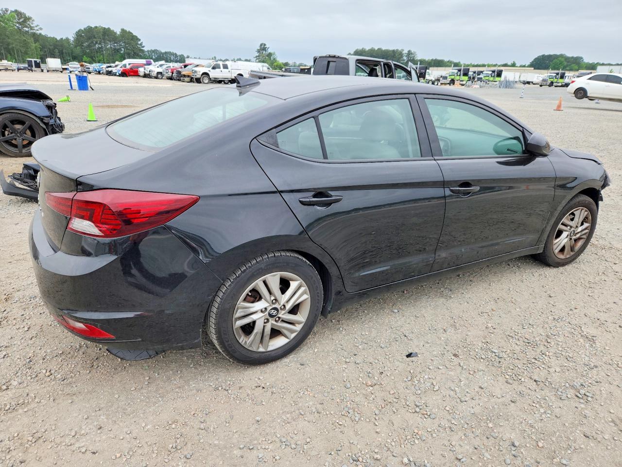 2020 Hyundai Elantra Value Edition - Image 3