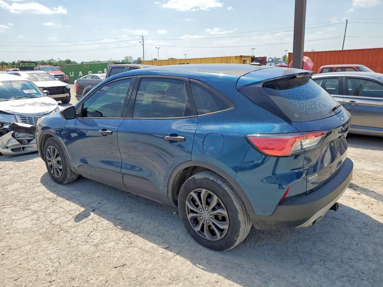 2020 Ford Escape S - Фото 2