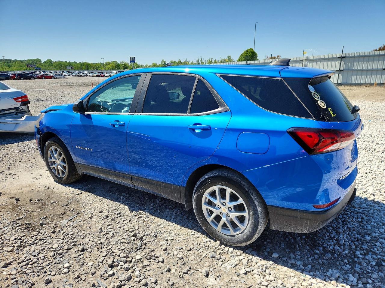 2024 Chevrolet Equinox Ls - Image 2