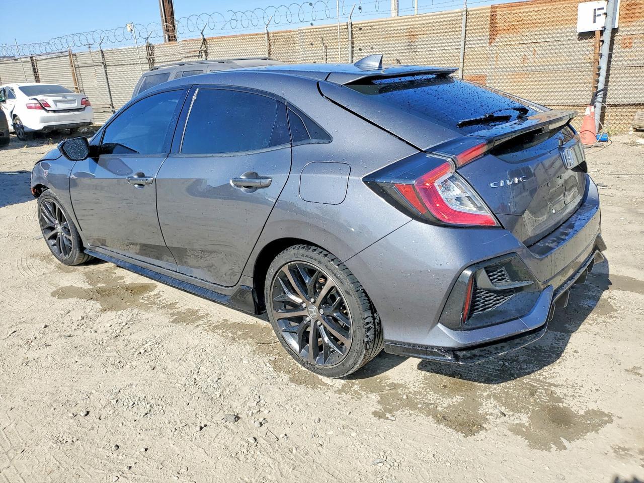 2021 Honda Civic Sport - Фото 2