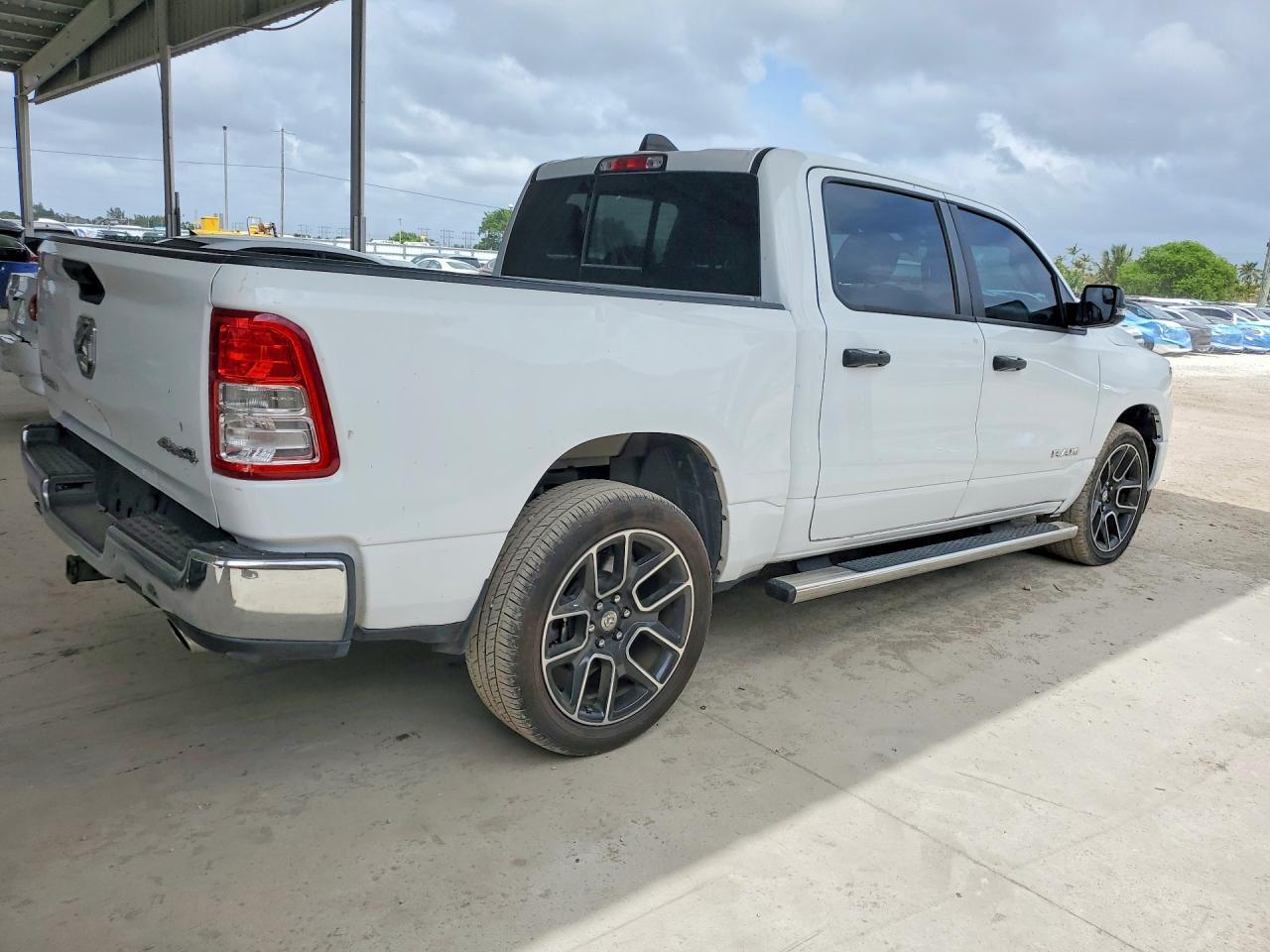 2023 Ram 1500 Big Horn - Image 3