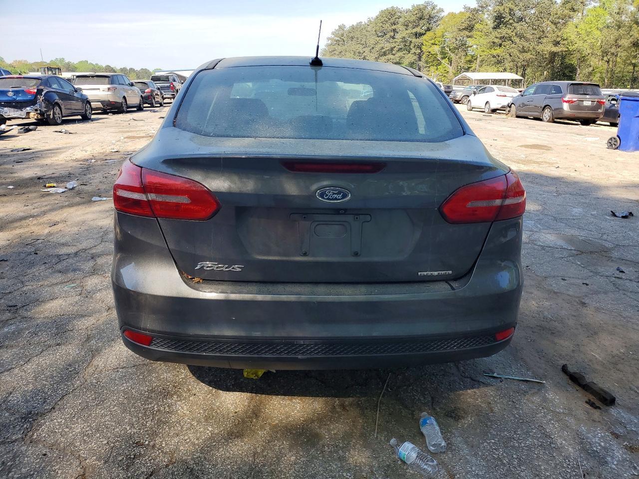 2016 Ford Focus S - Image 6