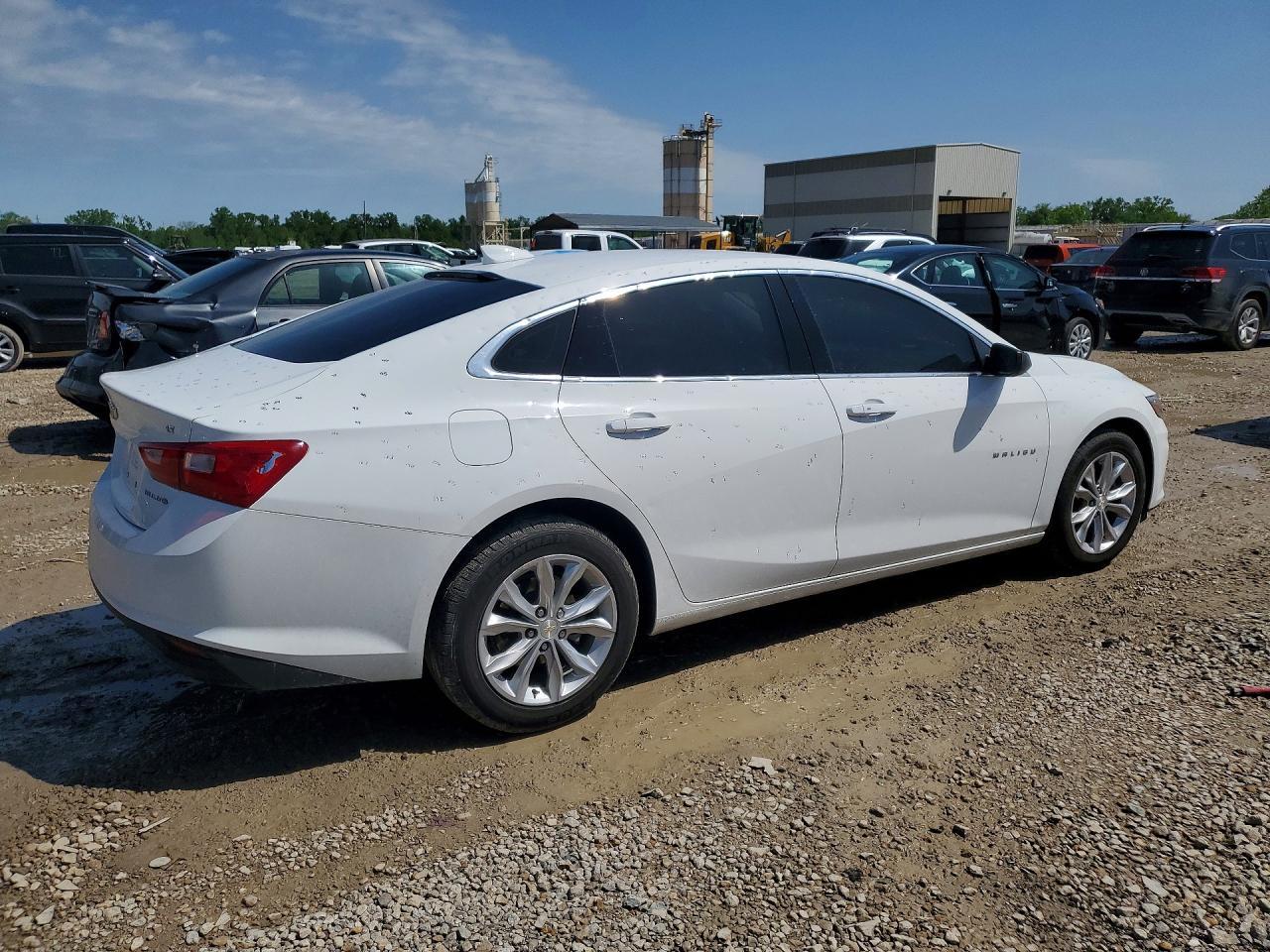 2023 Chevrolet Malibu Lt - Фото 3