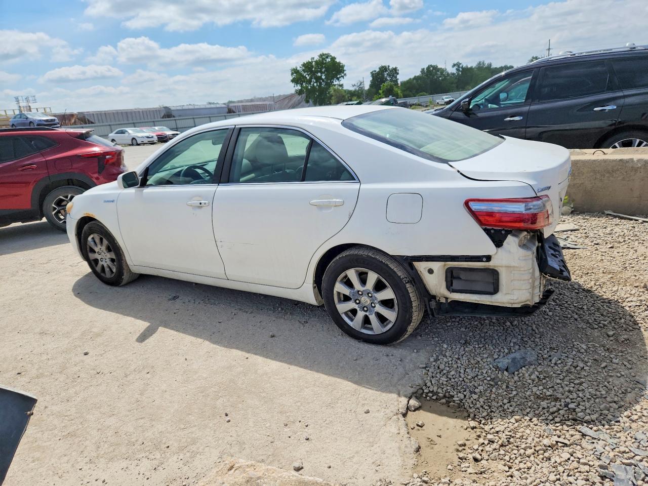 2007 Toyota Camry - Image 2