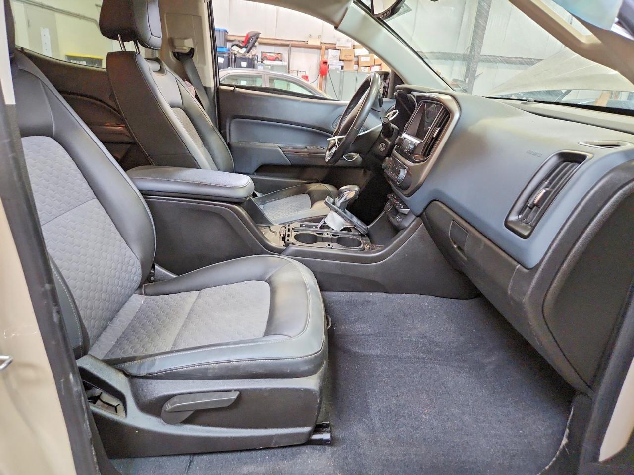2022 Chevrolet Colorado Z71 - Фото 7