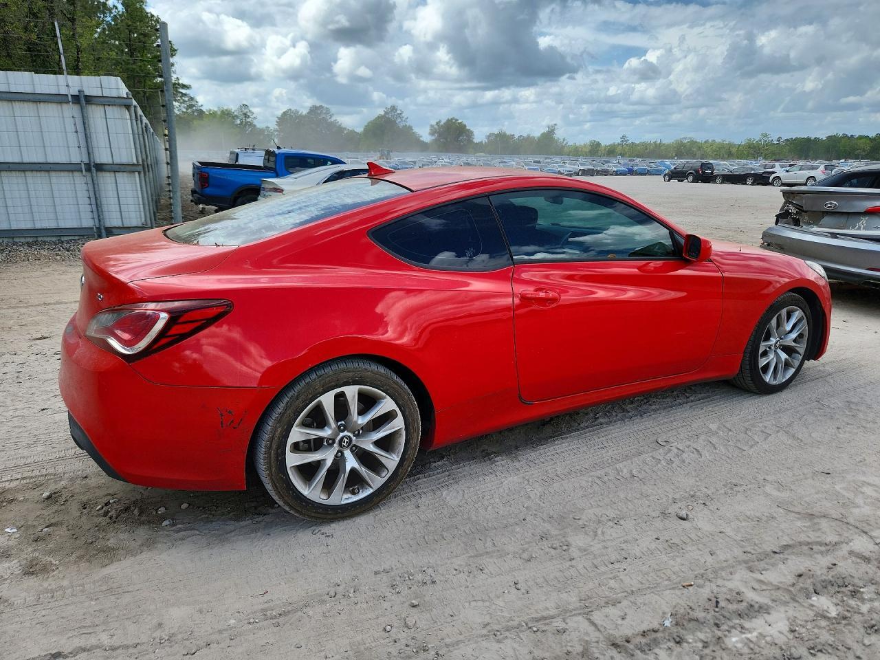 2013 Hyundai Genesis Coupe 2.0T - Image 3