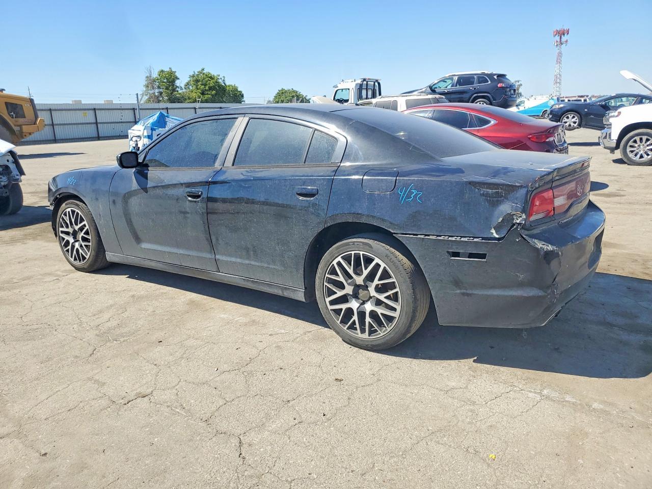 2013 Dodge Charger Sxt - Фото 2