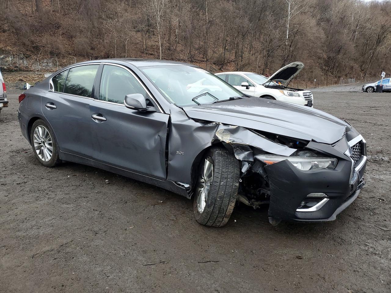 2019 Infiniti Q50 3.0T Luxe - Фото 4