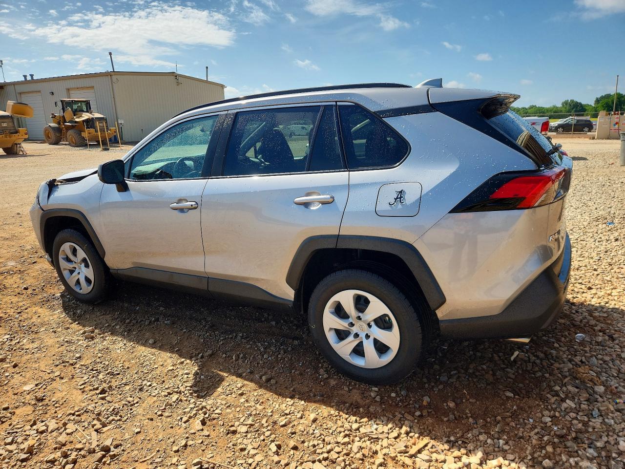 2020 Toyota Rav4 Le - Image 2
