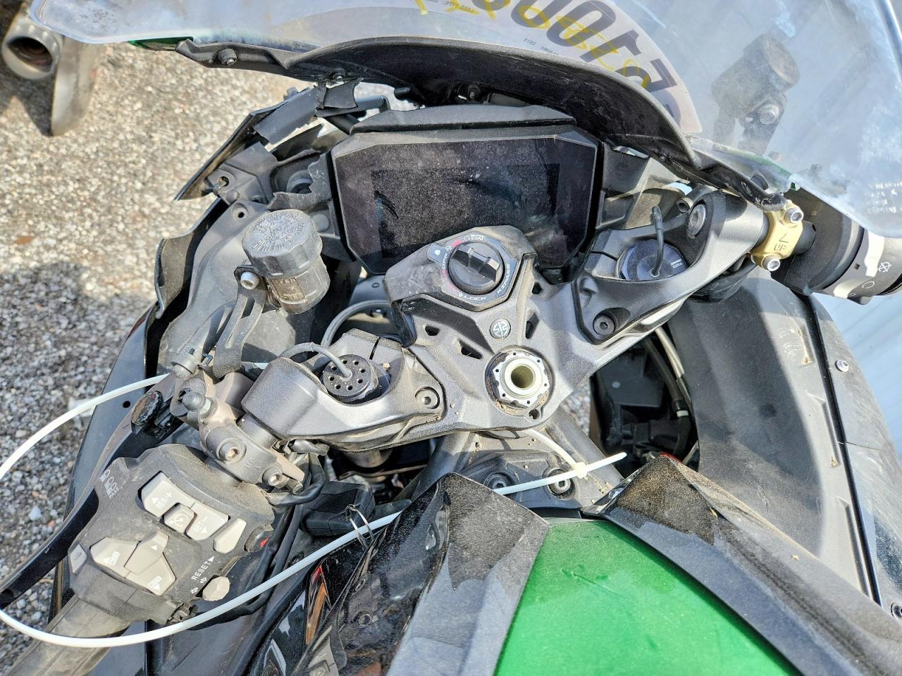 2023 Kawasaki Zx1002 R - Image 7