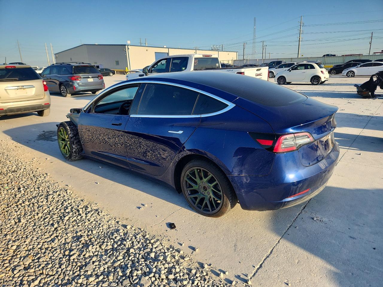 2020 Tesla Model 3 - Image 2