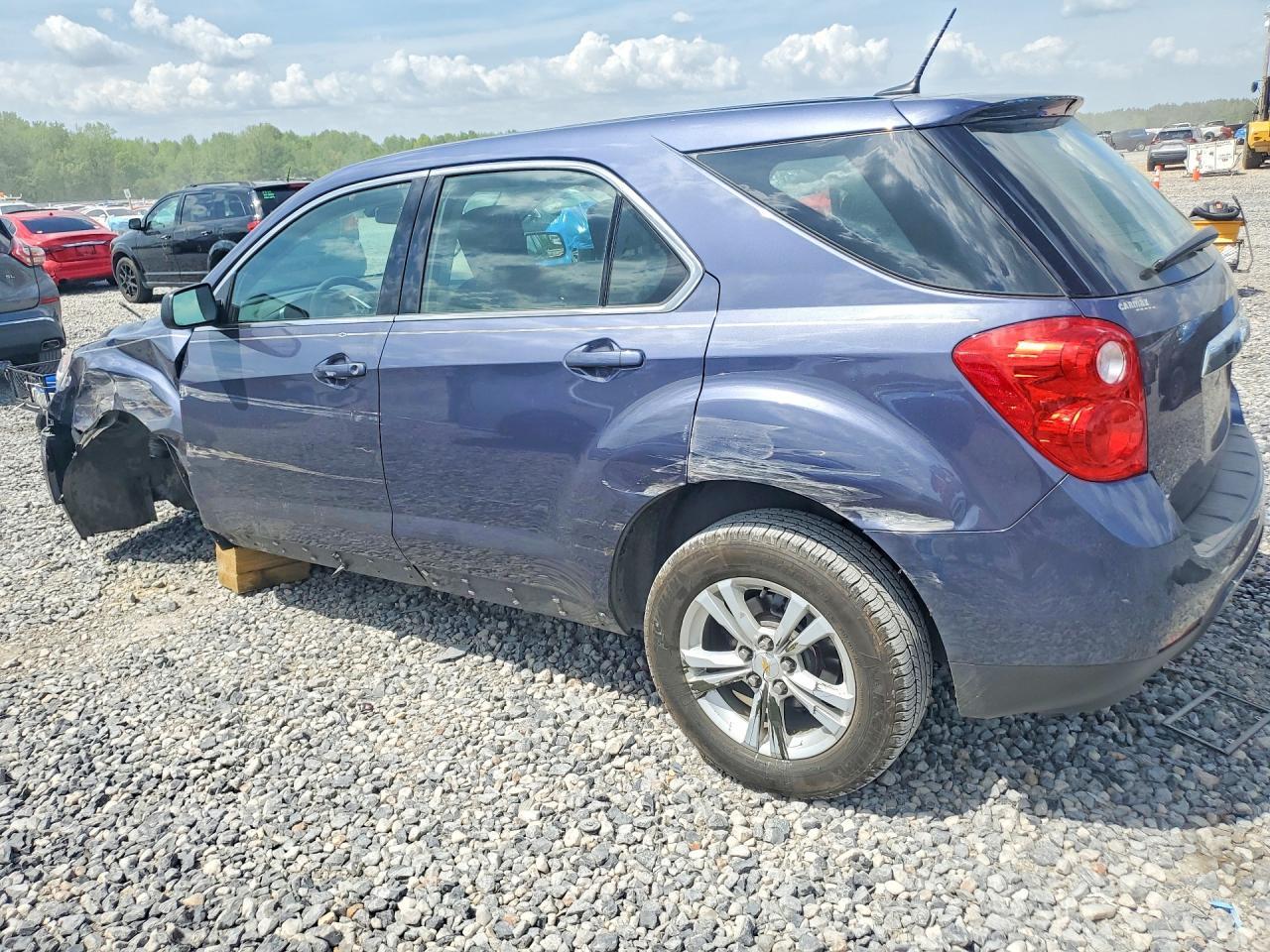 2013 Chevrolet Equinox Ls - Фото 2