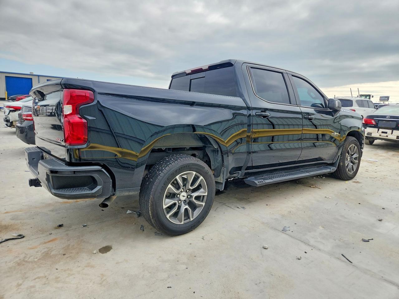 2020 Chevrolet Silverado C1500 Rst - Фото 3