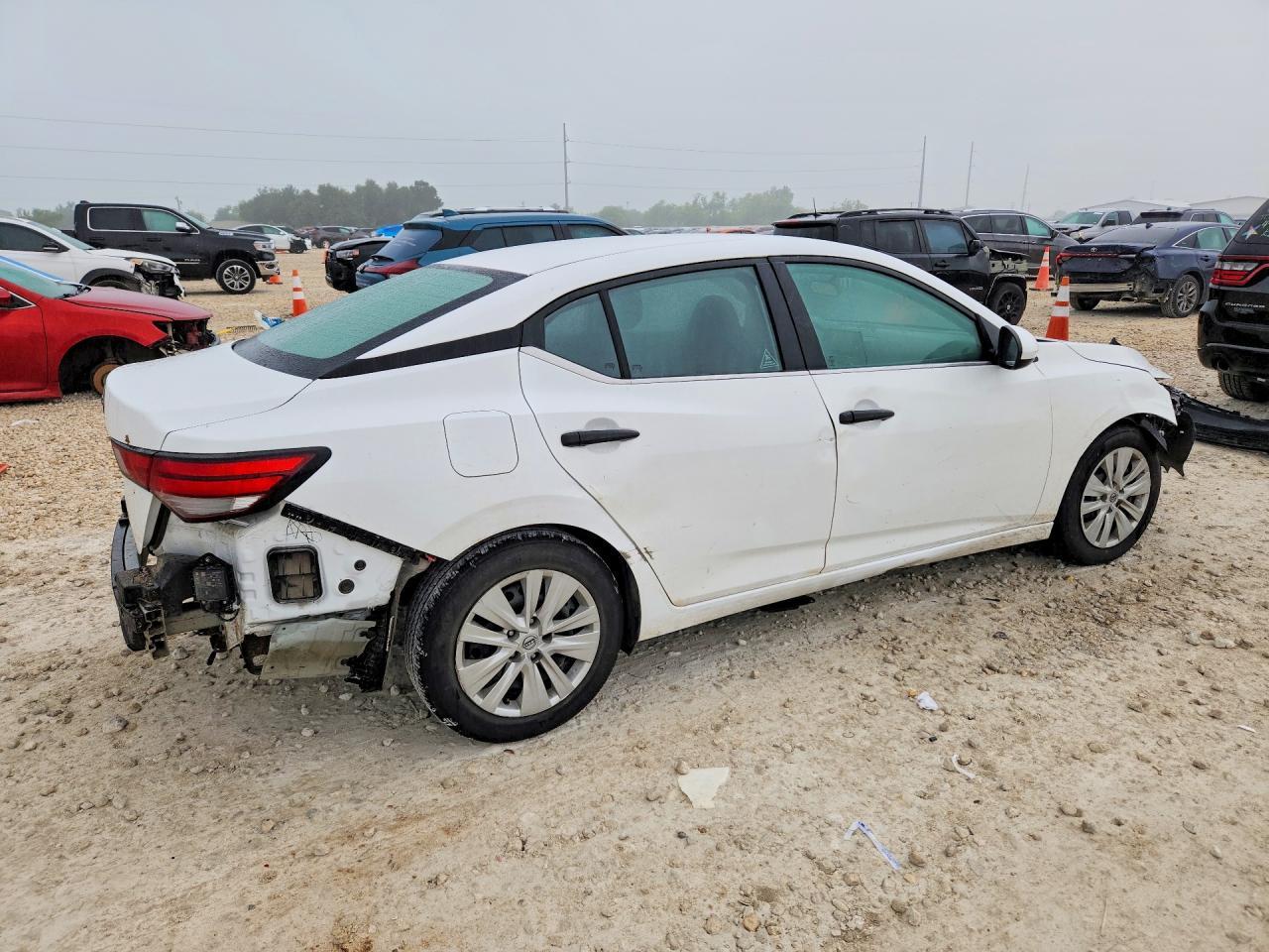 2024 Nissan Sentra S - Image 3