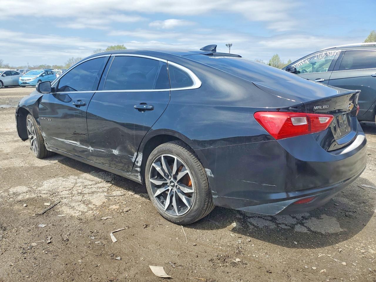 2018 Chevrolet Malibu Lt - Фото 2