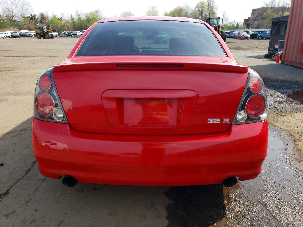 2005 Nissan Altima 3.5 Se - Image 6