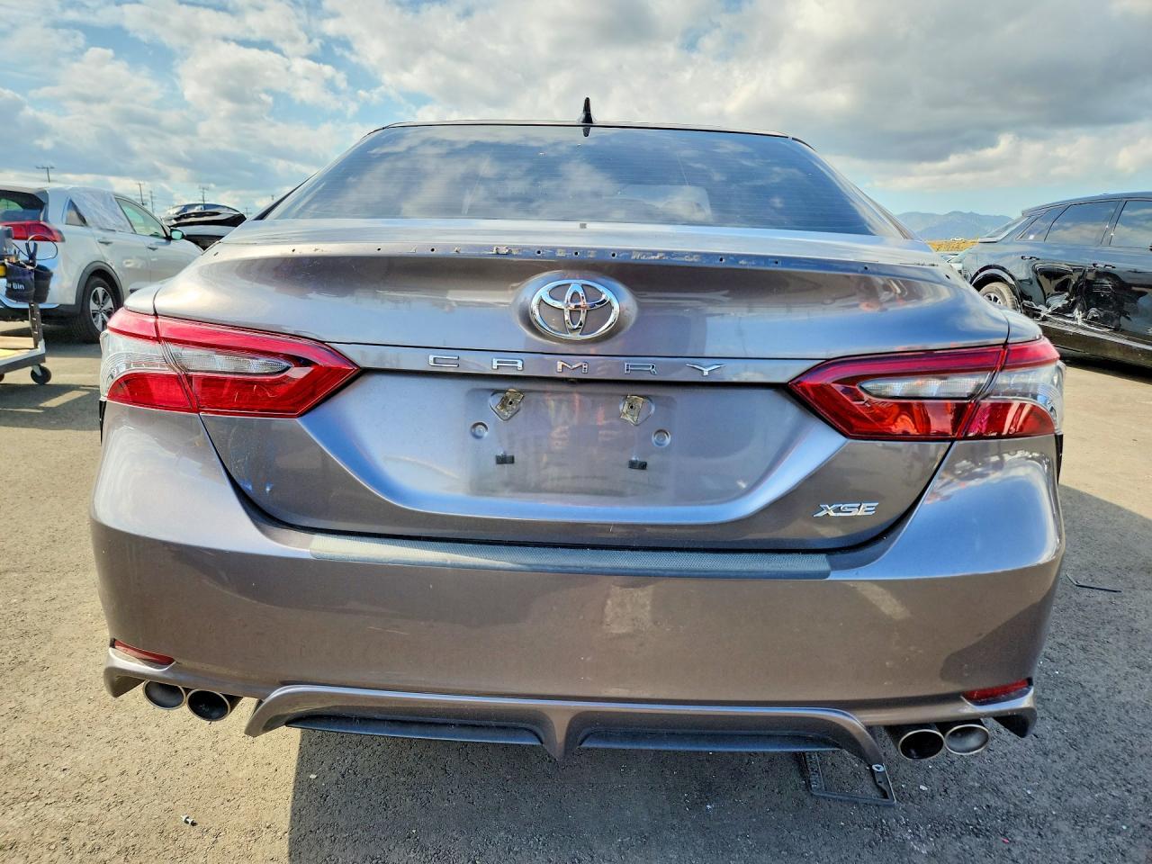 2021 Toyota Camry Xse - Фото 6