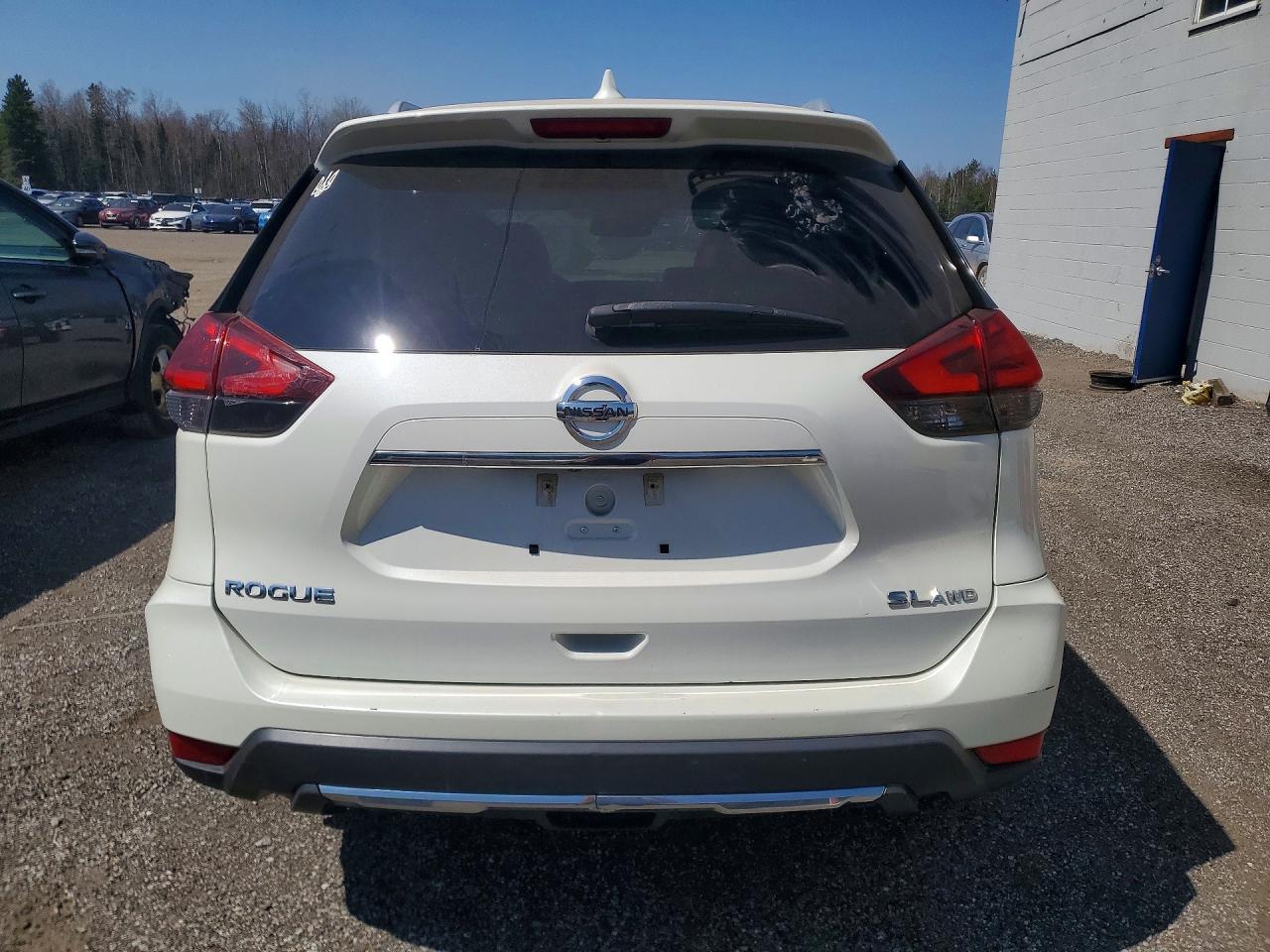 2017 Nissan Rogue Sv - Image 6